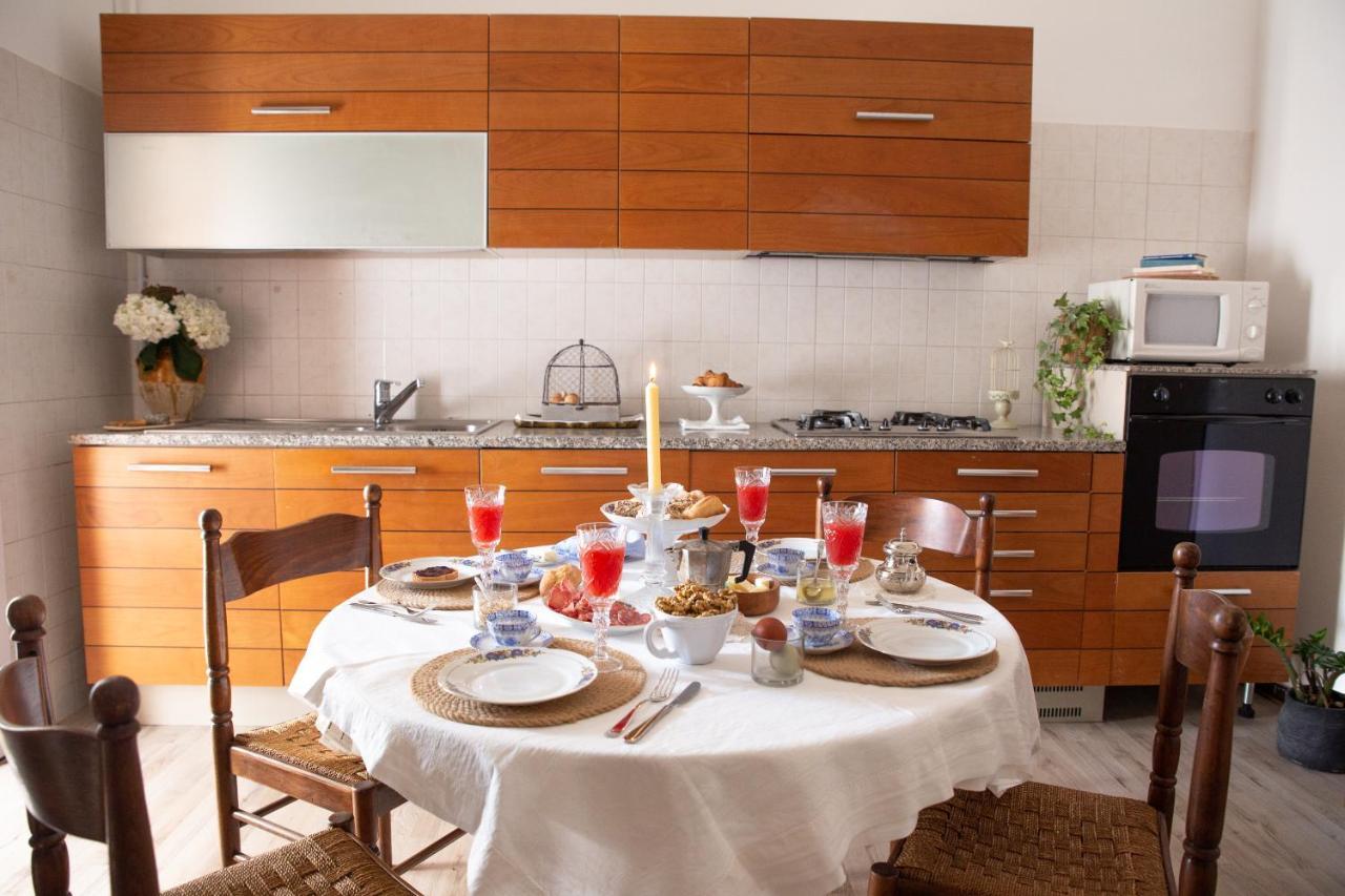 Dimora Ellen Apartment Padova Bagian luar foto