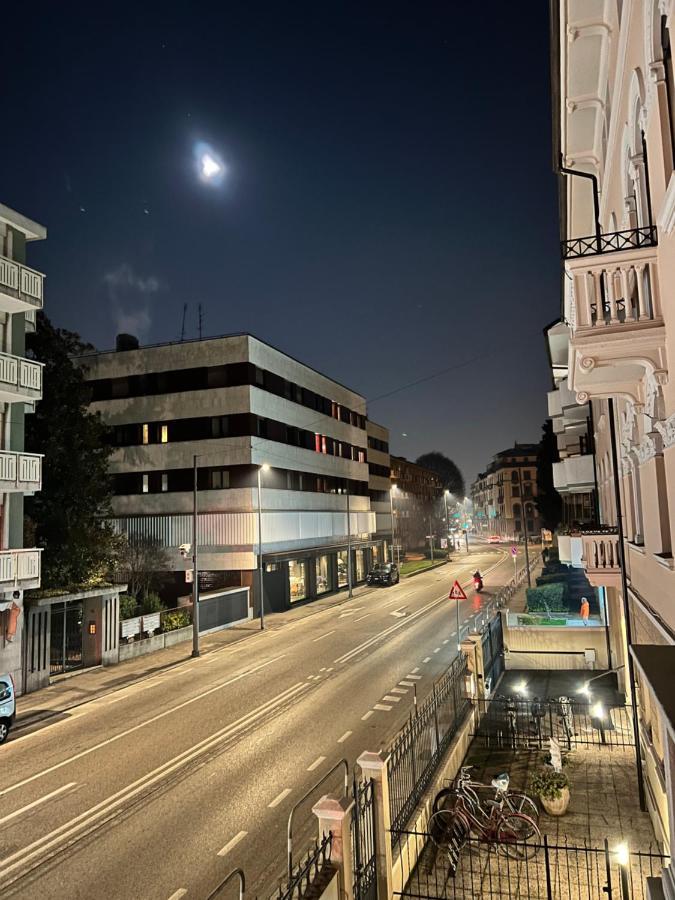 Dimora Ellen Apartment Padova Bagian luar foto